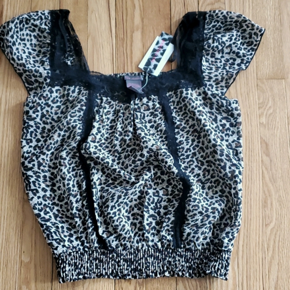 NWT women's cheetah print top